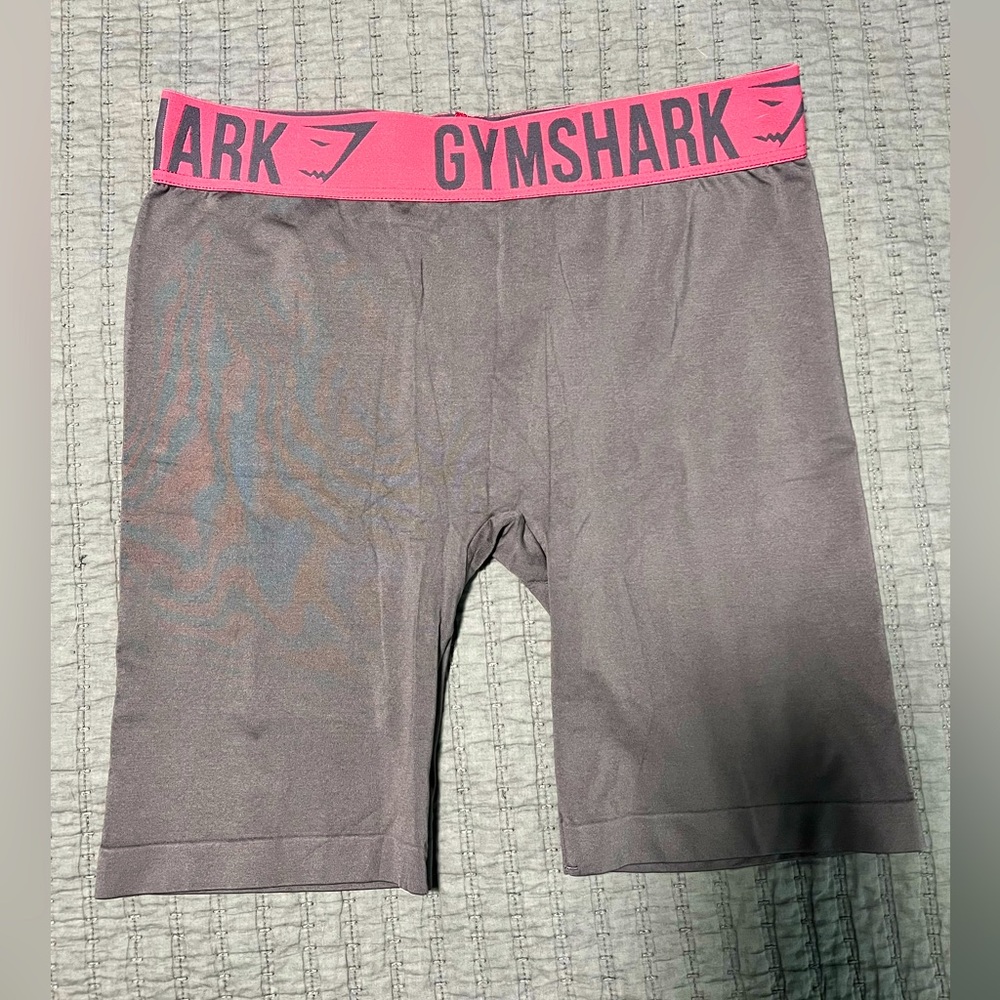 Gymshark seamless bike short grey and pink women’s medium